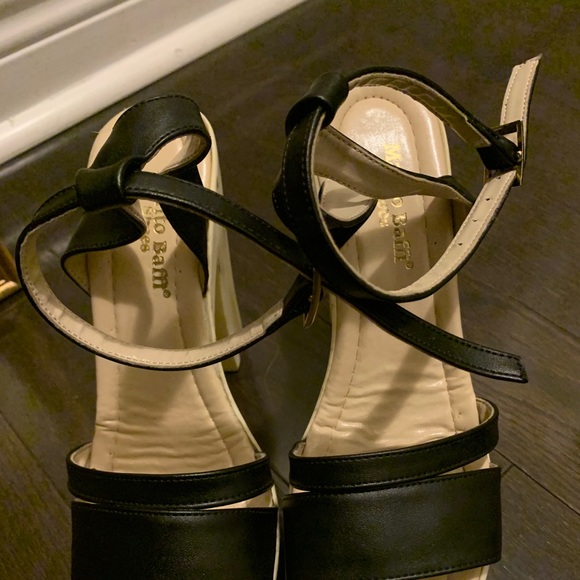 Platform sandals - Picture 2 of 6